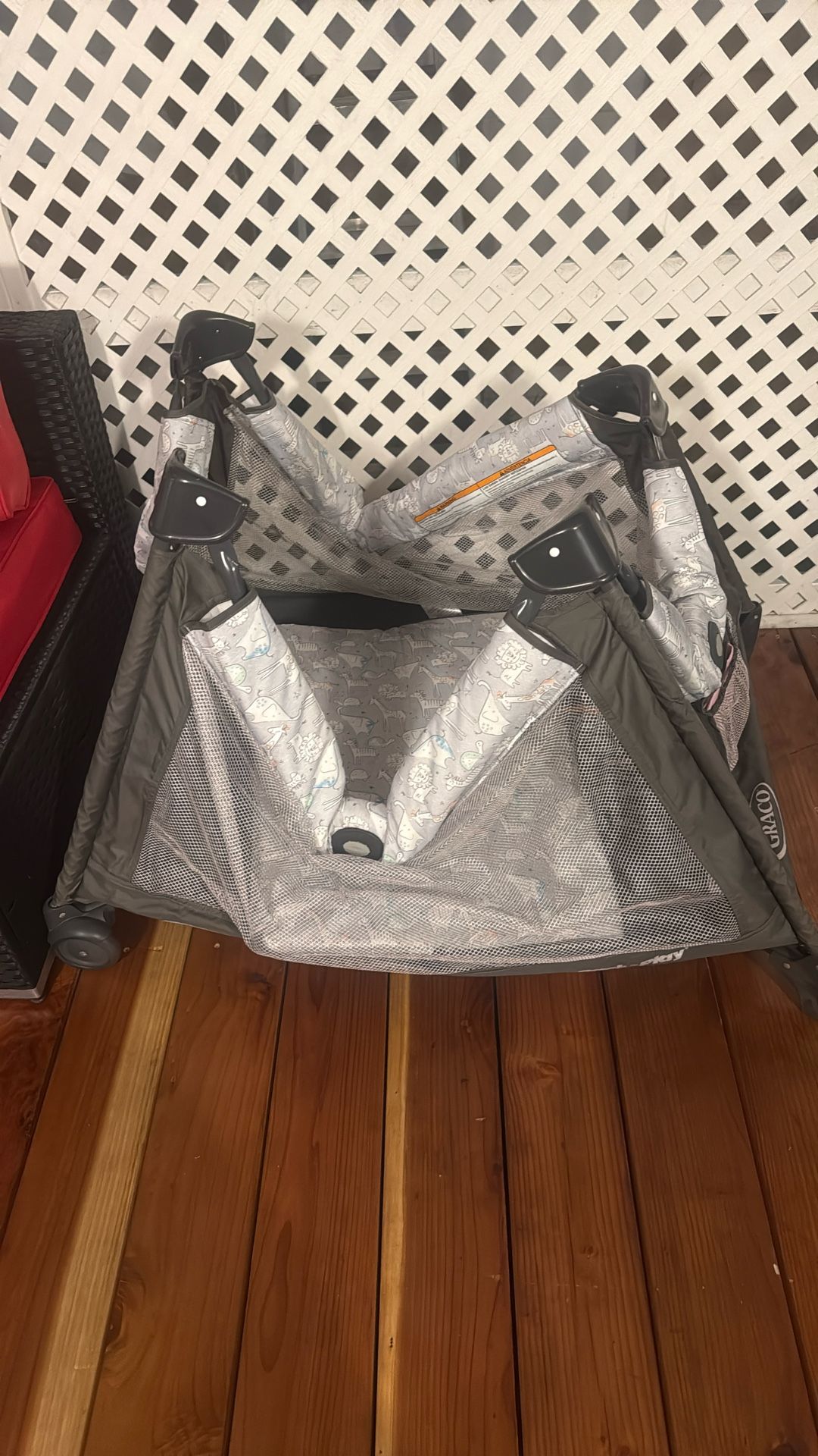 Graco Pack N Play 
