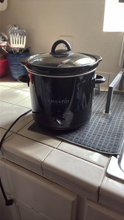 Small crock pot slow cooker