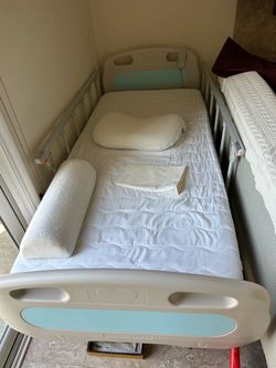 Fully Adjustable Electric Hospital Bed
