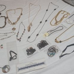Necklaces Lot