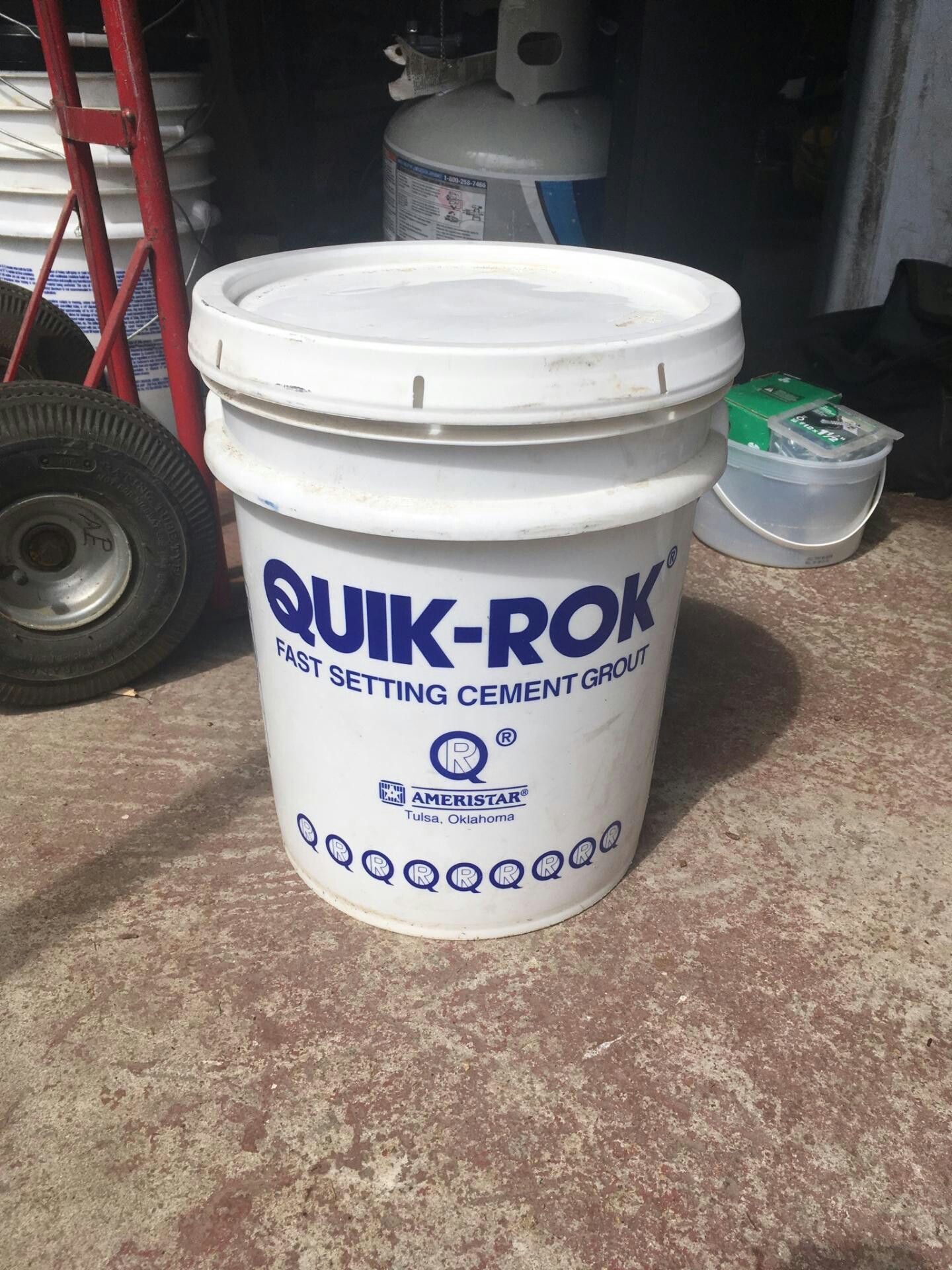 Brand New " Quik Rok. Fast setting cement grout