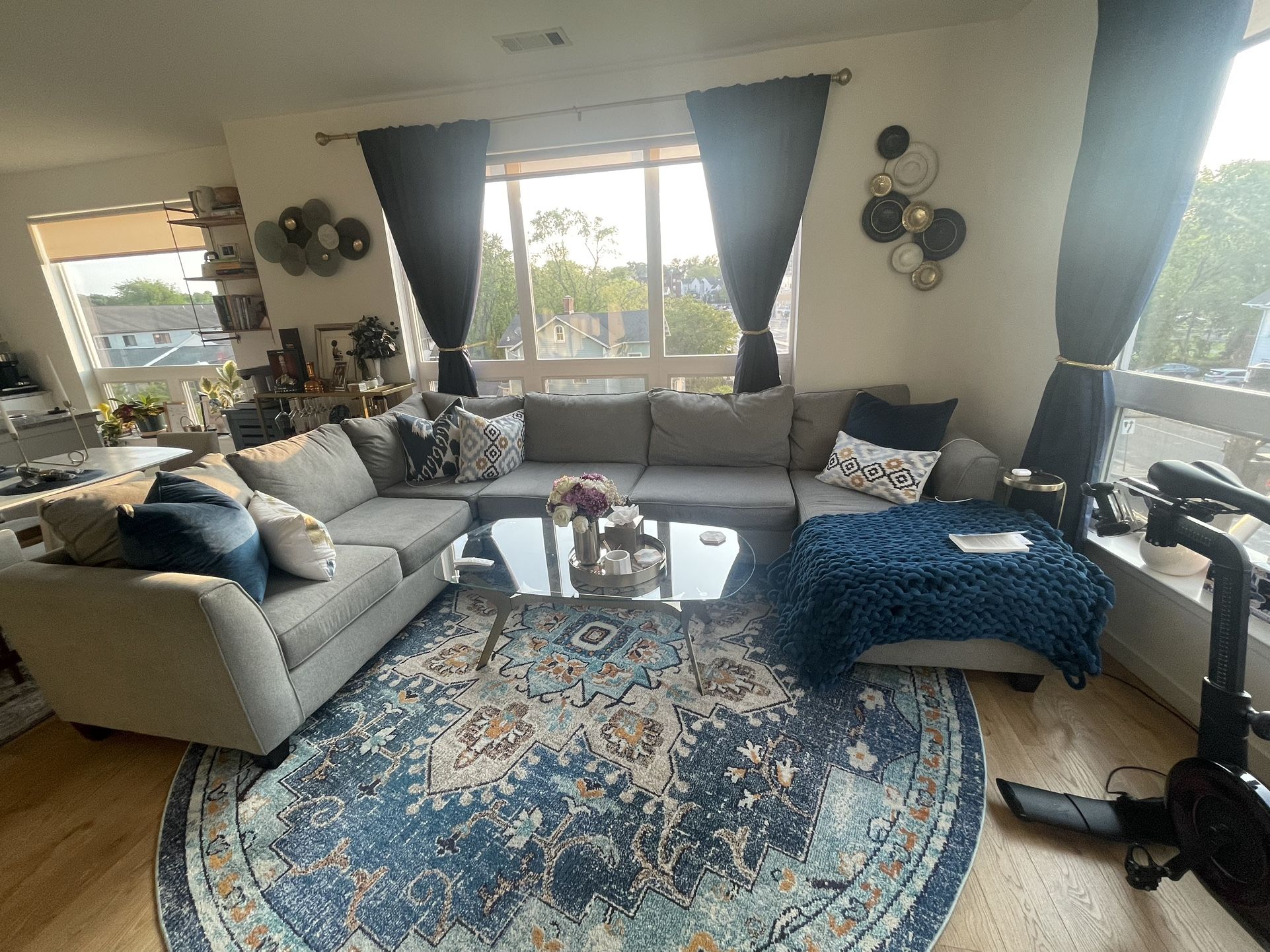 Raymour & Flanigan Daine Sectional