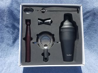 Cocktail set