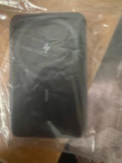 IPHONE CHARGER ANKER TWO OF THEM