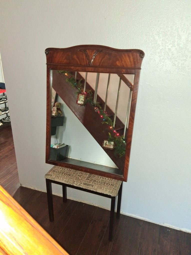 Antique Mahogany Mirror w/ Wall Mount