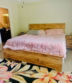 MOVING SALE - Bedroom Set