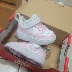 Nike shoes size 2
