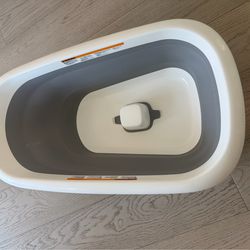 Unisex 1-2 year old Baby Showering Tub