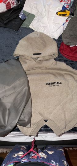 BRAND NEW FEAR OF GOD ESSENTIALS HOODIE + TAGS