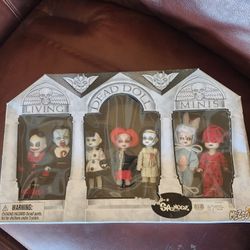 Collection Dolls