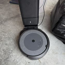 Robotic Vacuum