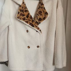 Size L NEW Polyester Teddy Coat Jacket Animal Print / White