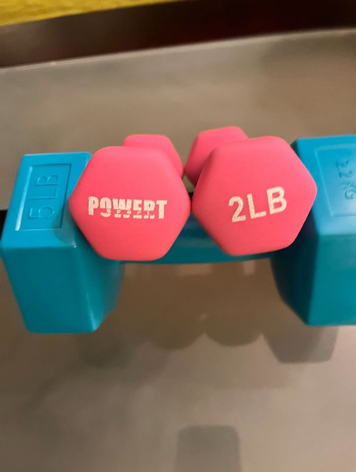 Gym Neoprene Dumbbell Hexagon Hand Weights, 2 lb Pair - 4 lb Total (Pick upπ In Bellevue) *Check out my Other Posts π
