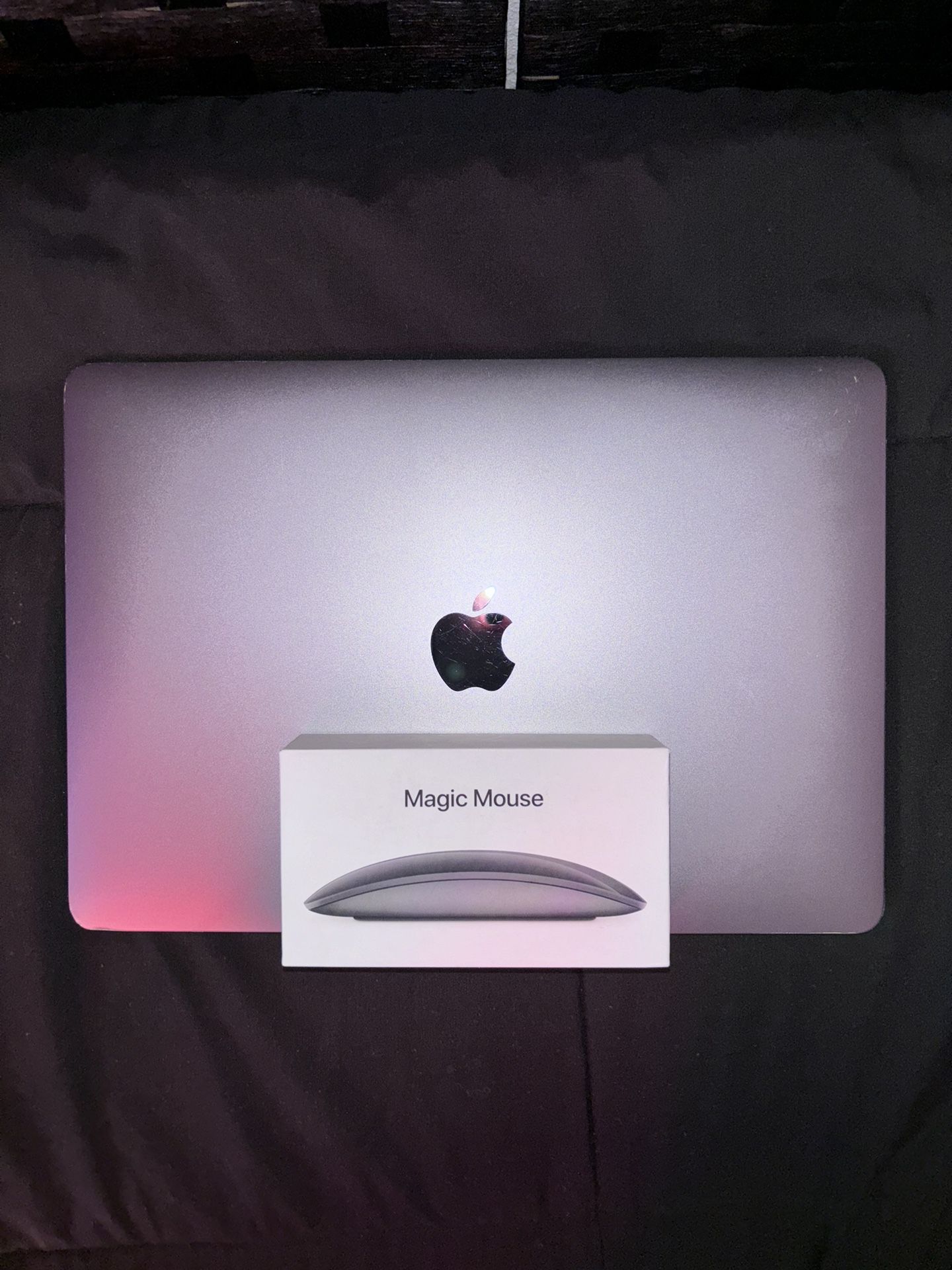 2020 MacBook Pro M1 and Apple Magic Mouse