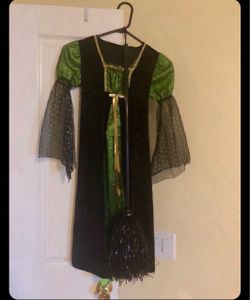 Halloween Witch Costume w/ Broom