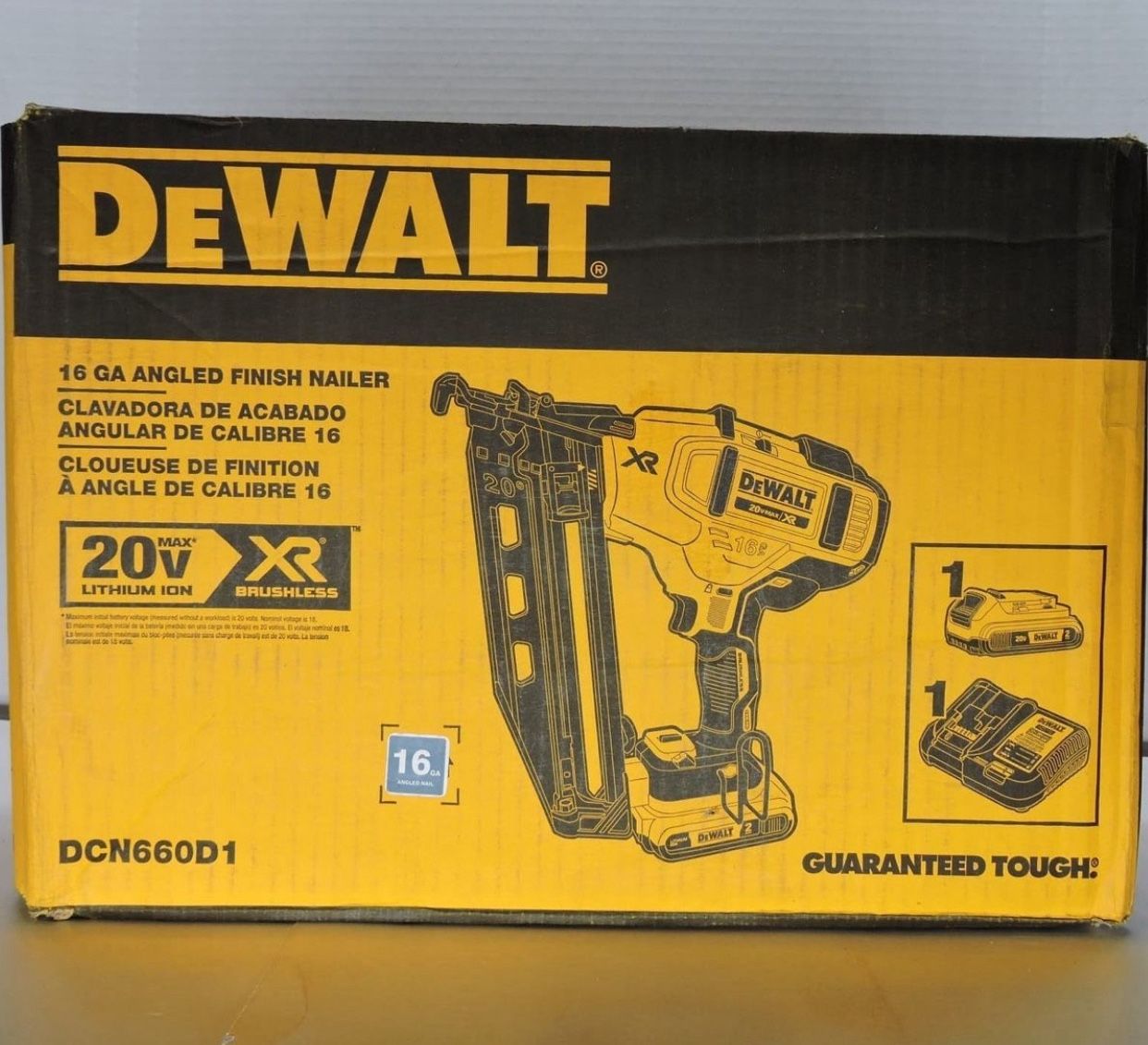 Dewalt New Kit 16ga Finish Nailer , Battery And Charger