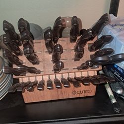 Cutco knife set