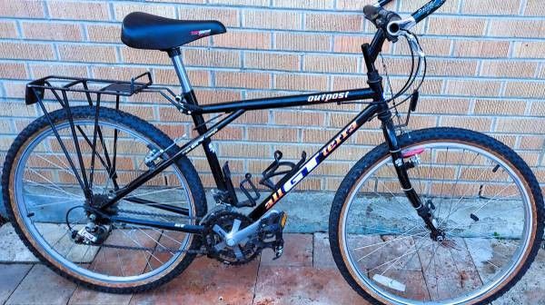 GT Outpost All Terra Vintage Mountain Bike for Sale in Boulder, CO