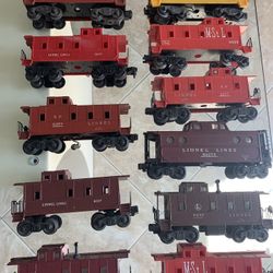 Vintage Lionel train Lot