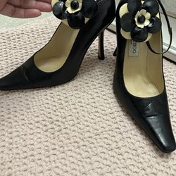 Jimmy Choi Black Heels With Flower 