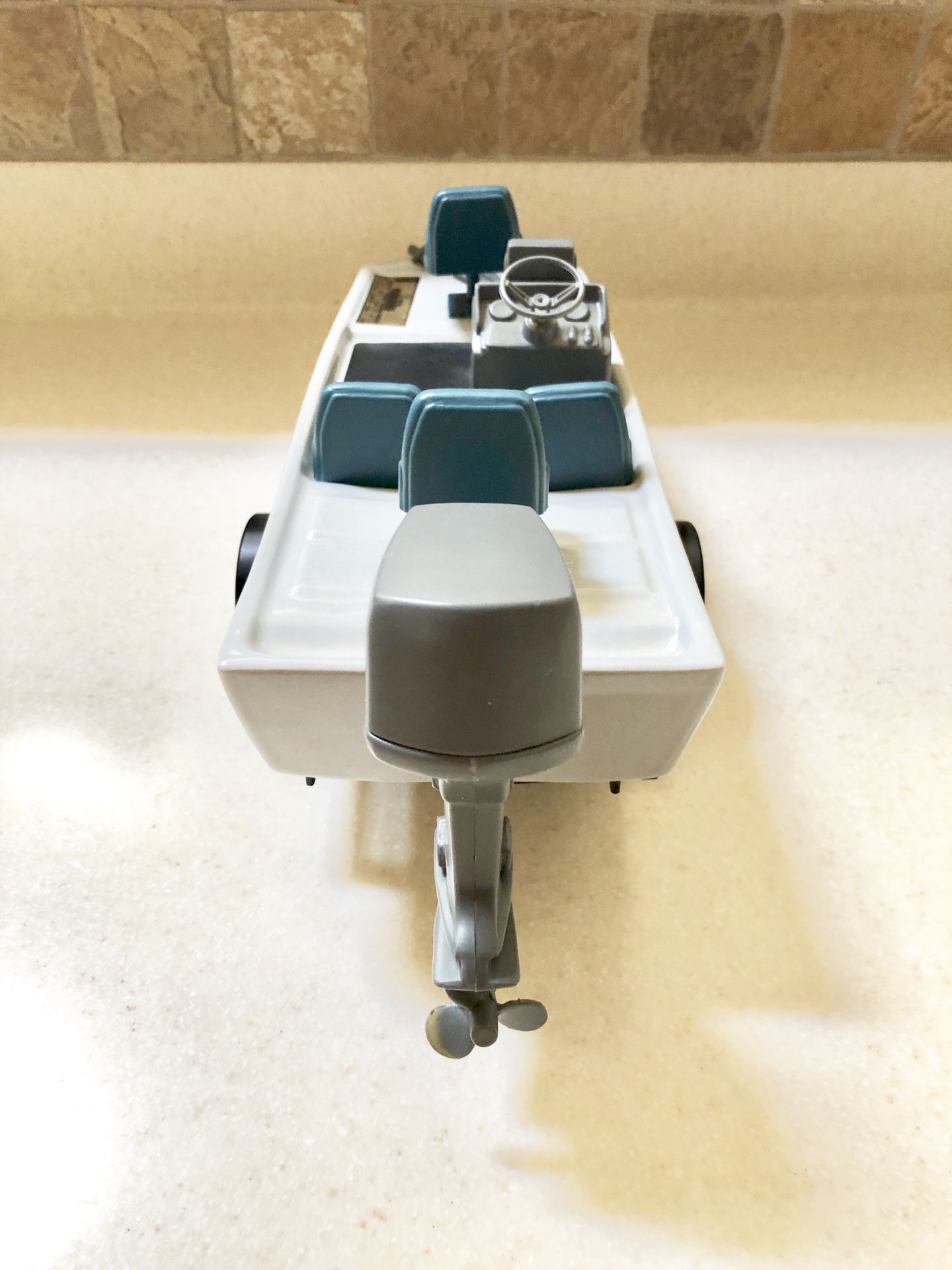 BEAM’S BASS BOAT WITH TRAILER JIM BEAM 1987