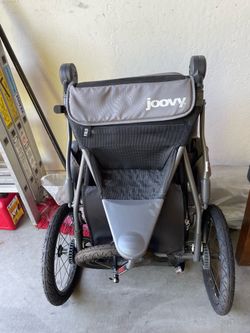 Joovy Zoom Lightweight Jogging Stroller