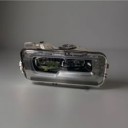 2019 2020 2021 2022 2023 Rolls Royce CULLINAN Right Headlight Used OEM SHELL