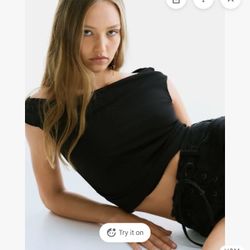 Off The Shoulder Shirt 