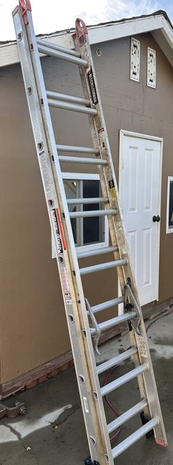 The Black And Decker Ladder 16feet