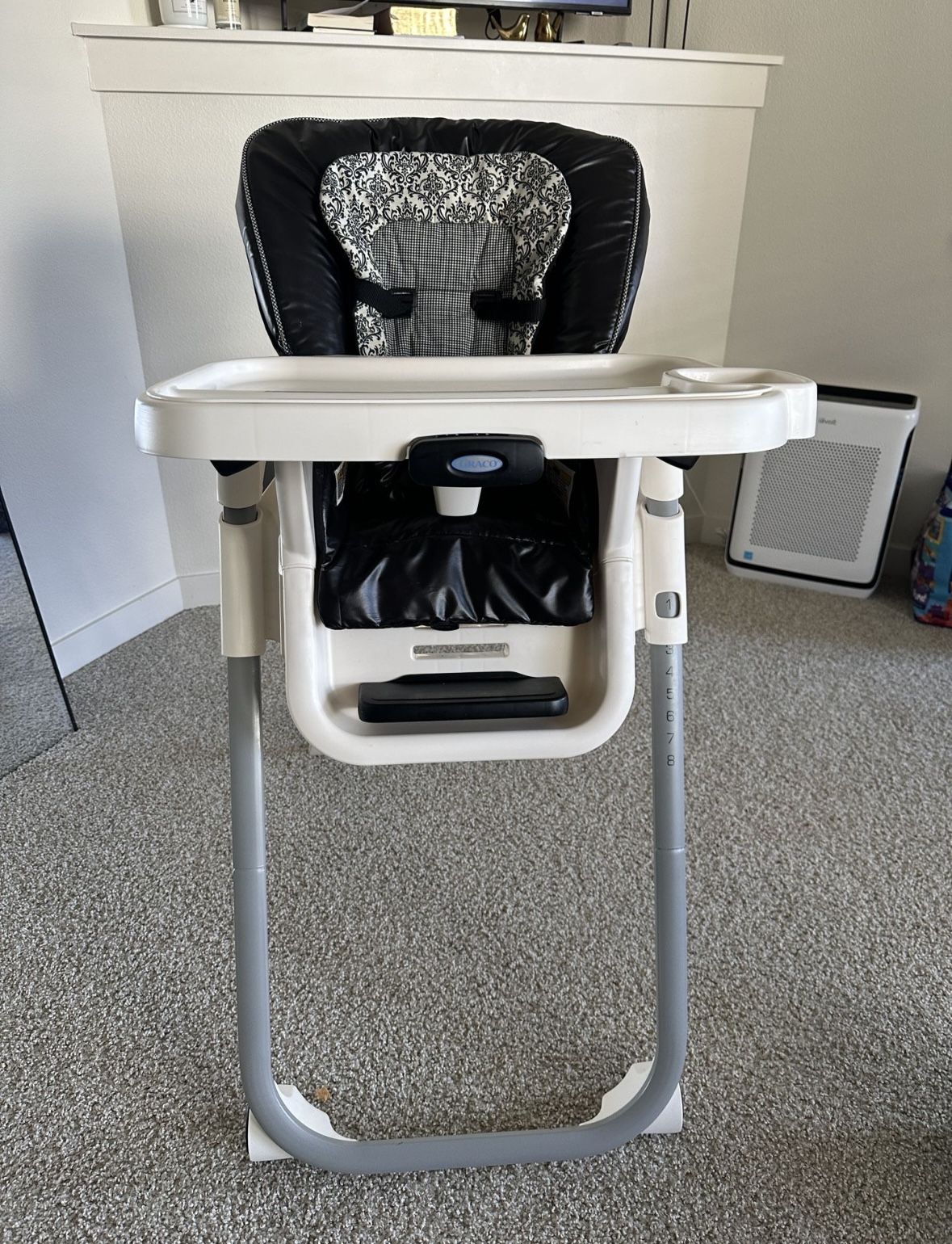 GRACO BABY CHAIR