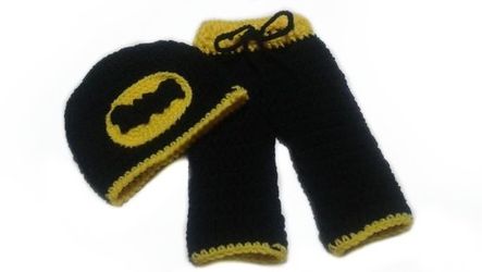 Custom Crocheted Personalized Batman Yellow and Black Newborn Baby Photography Prop Hat and Adjustable Reusable Pants