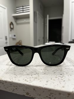 Rayban Wayfarer Classic Sunglasses