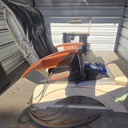 Massage pedicure table with Water basin