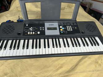 Yamaha PSR 223 keyboard