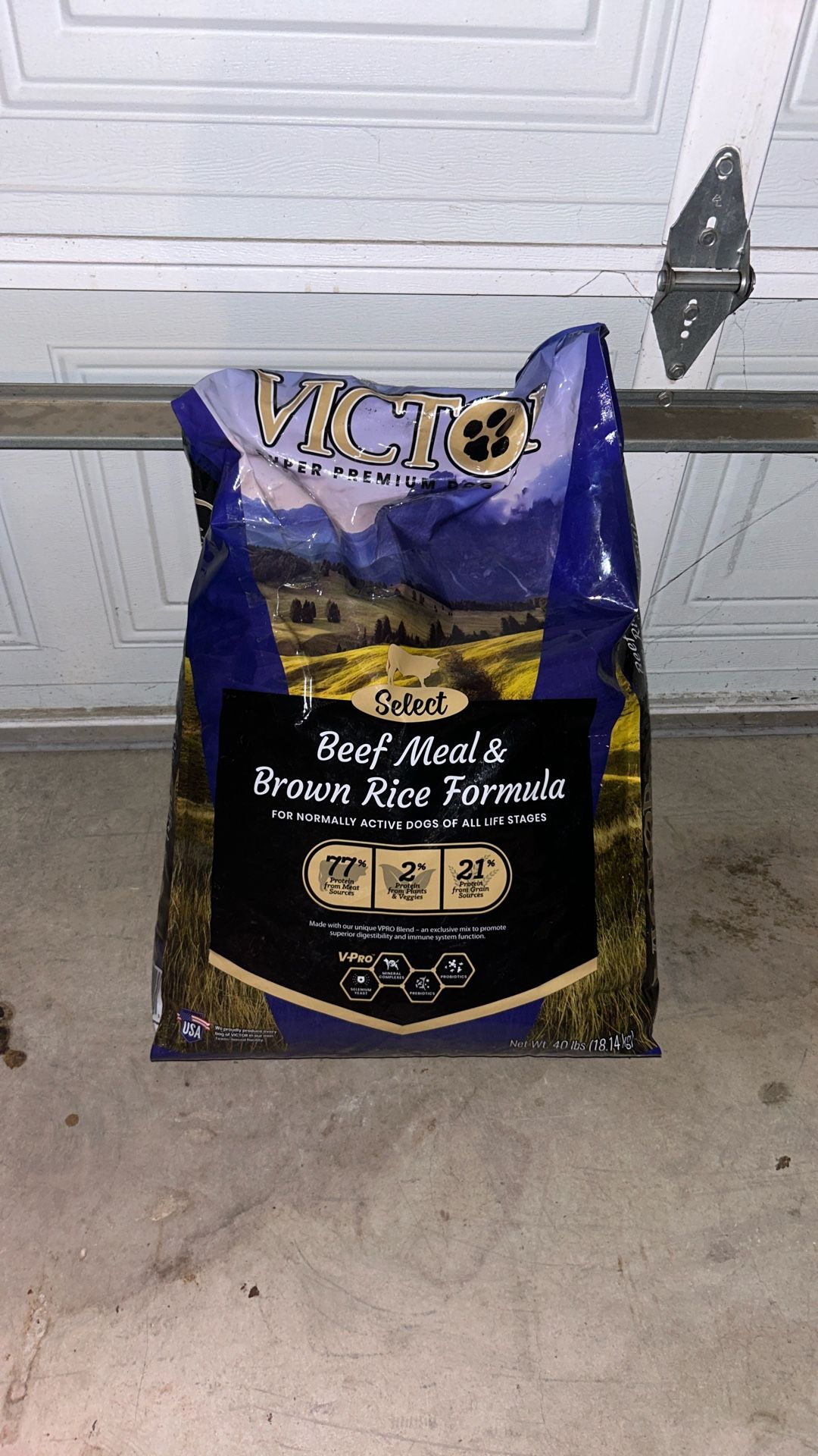 Víctor’s Dog Food