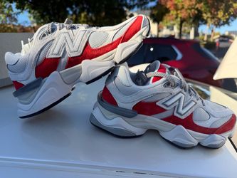 BRAND NEW *UNWORN* New Balance 9060 Women’s 6 Red/Grey