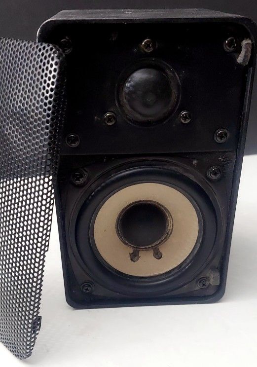 Realistic Minimus 7 Speaker