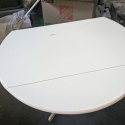 Round Dining Table W/ Drop Leaves