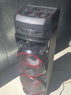 LG RNC9 Xboom Bluetooth Speaker