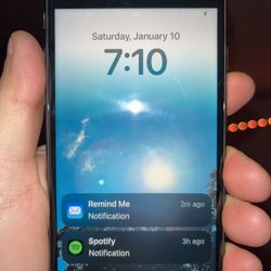 iPhone Se Straight Talk/ Unlocked 64GB 