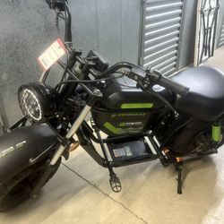 60v MiniBike With 2 8ah Batteries.  