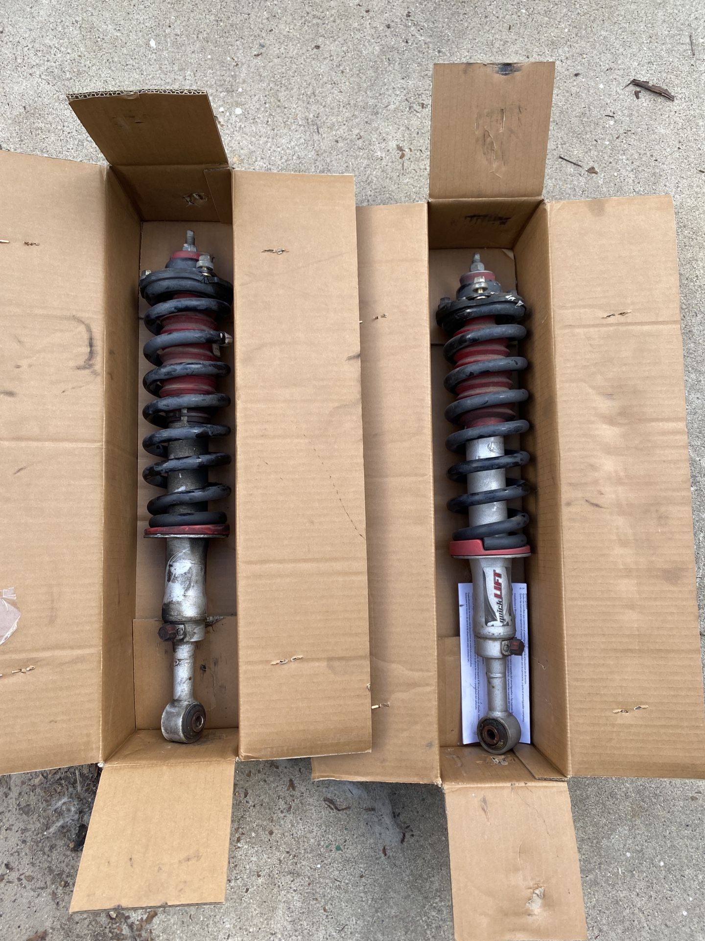 4runner Front Struts / Shocks