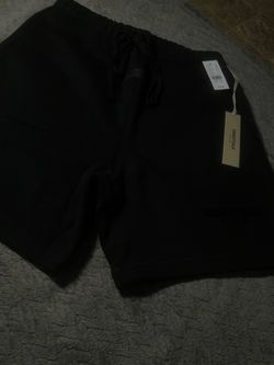 Essentials shorts “read description “