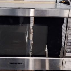 Panasonic Large Microwave. 