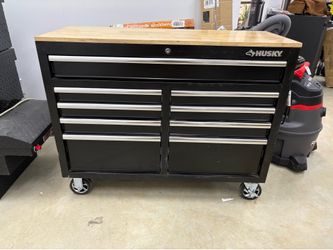 NEW WITH KEYS Shop Husky Tool Storage 46 in. W x 18 in. D 9-Drawer Mobile Workbench Cabinet in Gloss Black