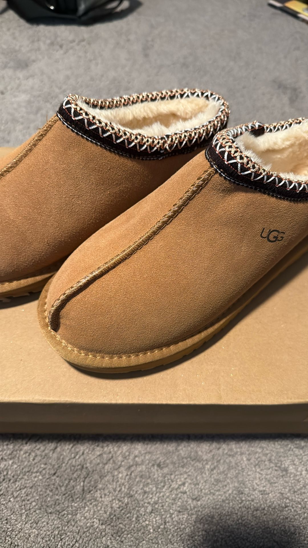 ugg tasman