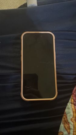 iPhone 15 128GB Pink $400 or B.O