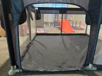 Large Baby Playpen / Play Yard – Good Condition