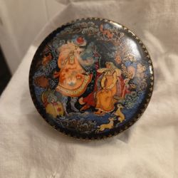 1990 Vintage Palekh Jewelry Box "Morozco" Fairy Tale Theme