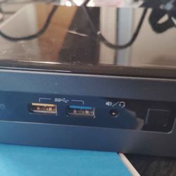 Intel NUC 7c Mini PC Like New